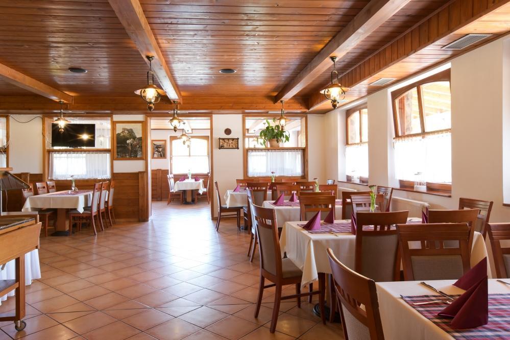 Hotel Gobor Vitanová Εξωτερικό φωτογραφία